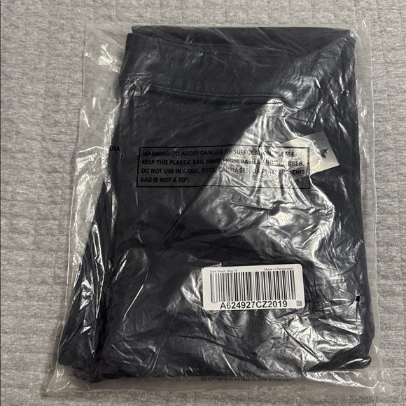 Denim & Co Adaptive Cozy Touch Slim Straight Jean Wheelchair Fit Dark Wash Color - Picture 6 of 6